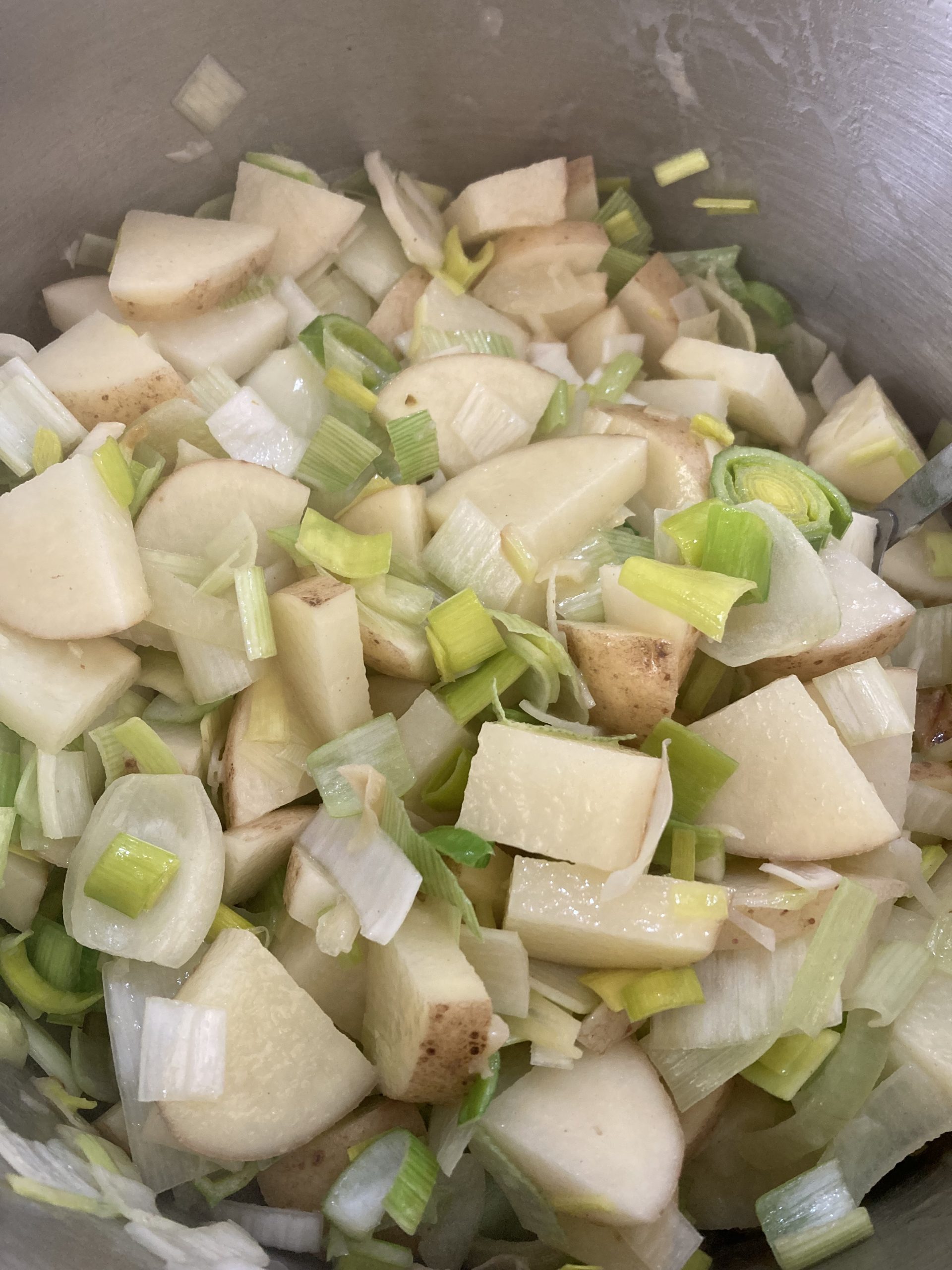 Leek and potato soup